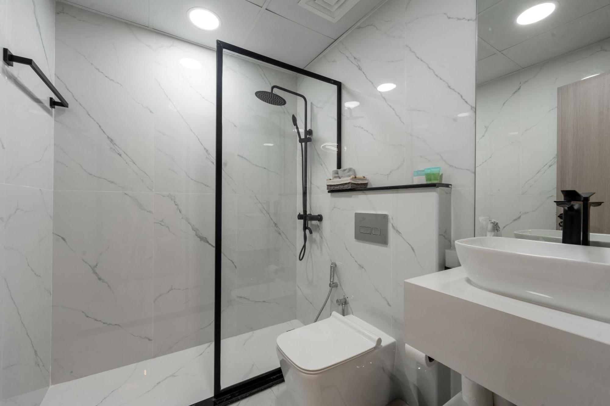Marina - 1 Bhk Elegant Dubai